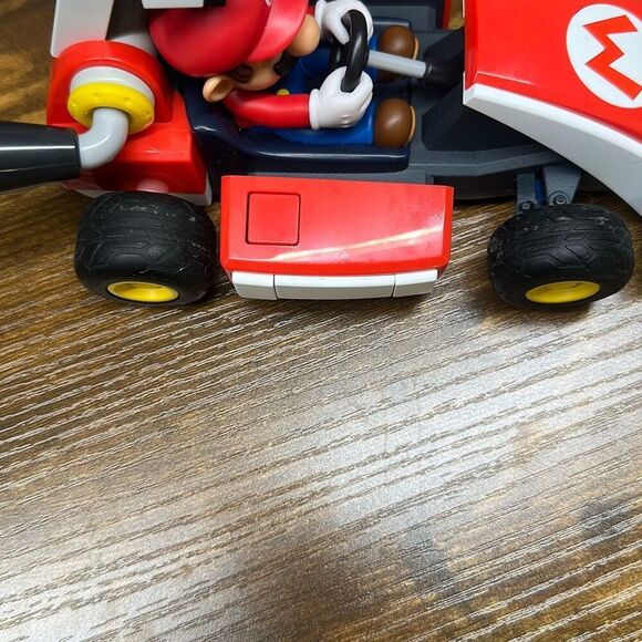 Mario Kart Live Home Circuit Mario Set  Nintendo Switch Car Tracks NEEDS CLEANED - Picture 4 of 12